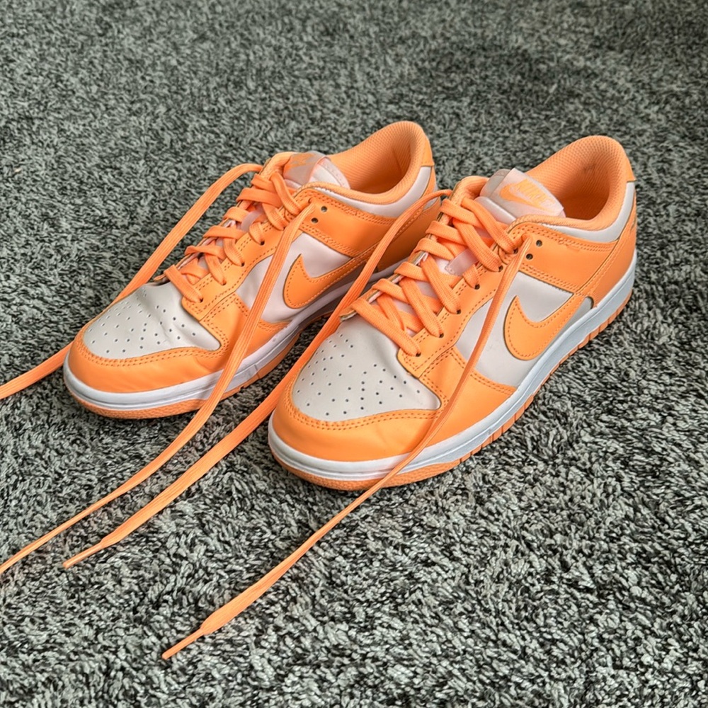 Nike Dunks - Peaches and Cream - Women Size 8